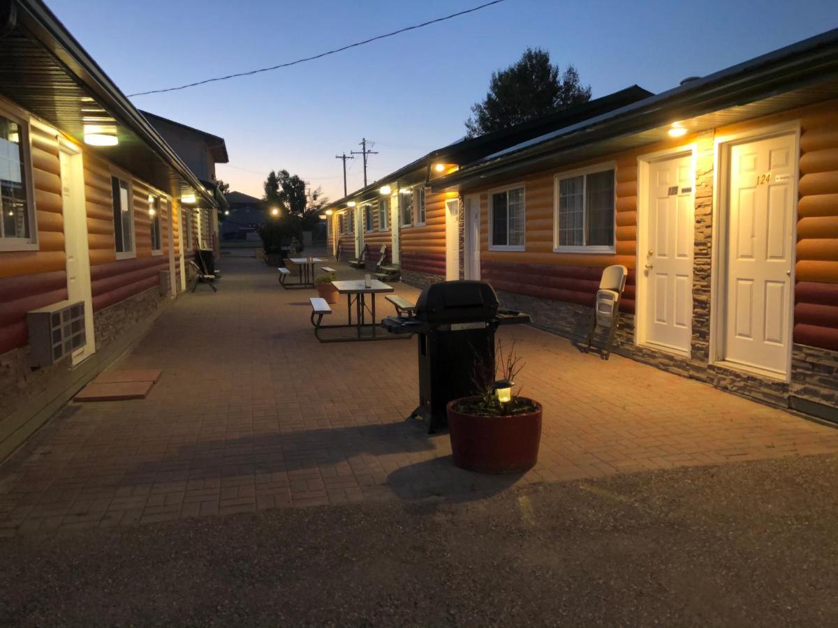 Alpine Motel Rocky Mountain House Exterior foto